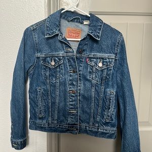 Levi’s Women’s Small Jean Jacket New condition